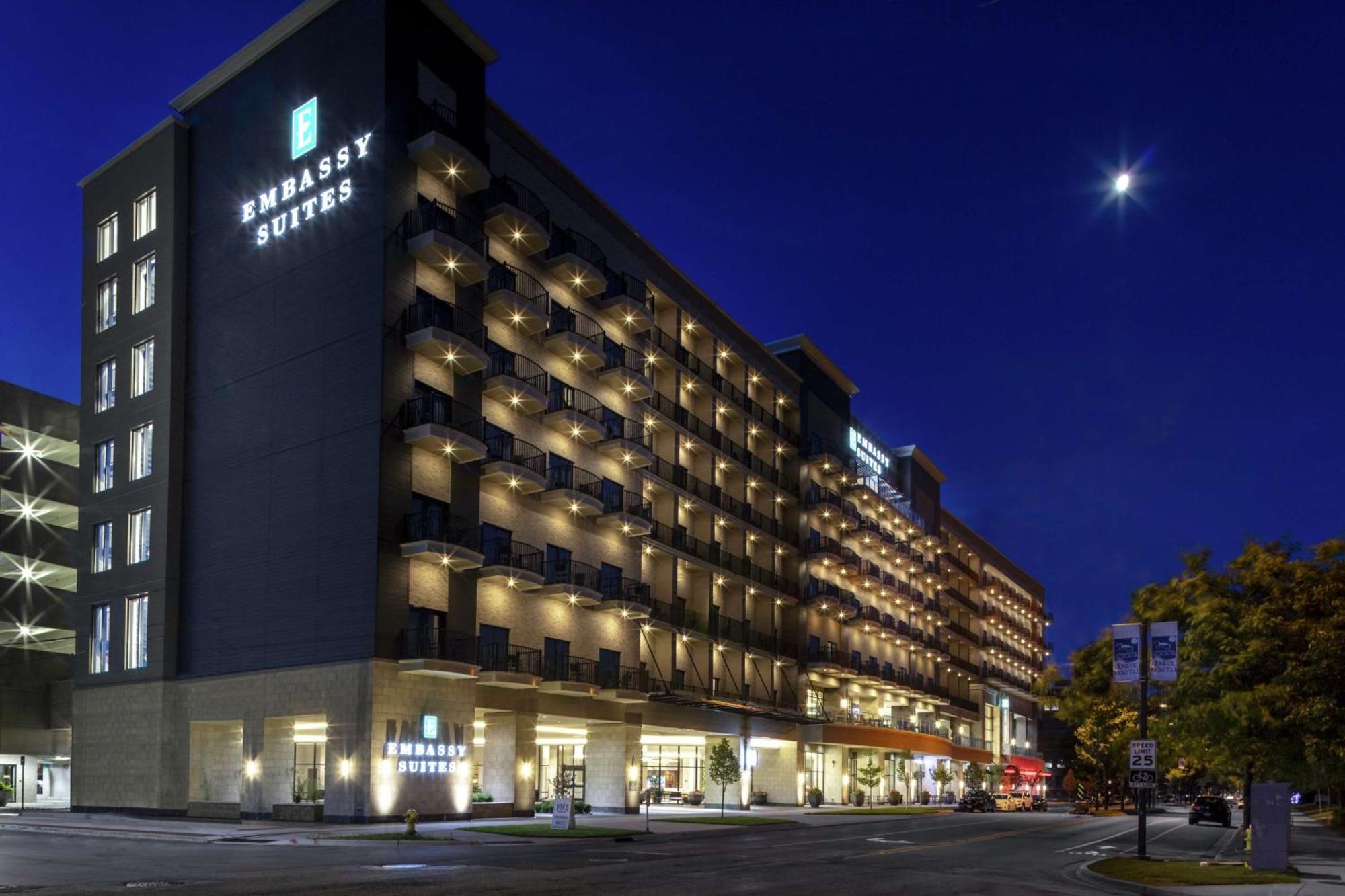 Embassy Suites By Hilton Grand Rapids Downtown Kültér fotó